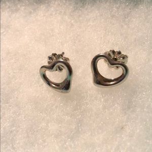 TIFFANY & CO. open heart earrings